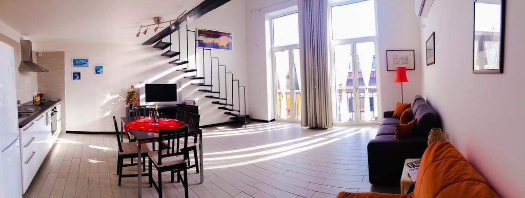 ナポリスウィートホームトレドアパートメント 部屋 写真